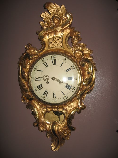 Cartel Clock