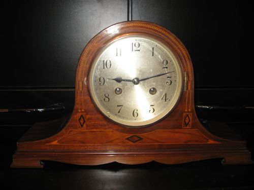 Mantle Clock