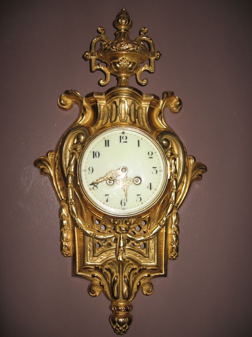 Cartel Clock