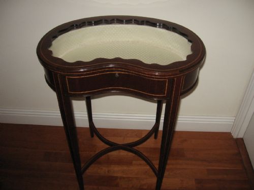 Bijouterie Table