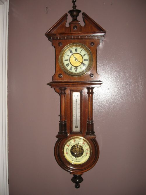 Clock / Barometer / Thermometer