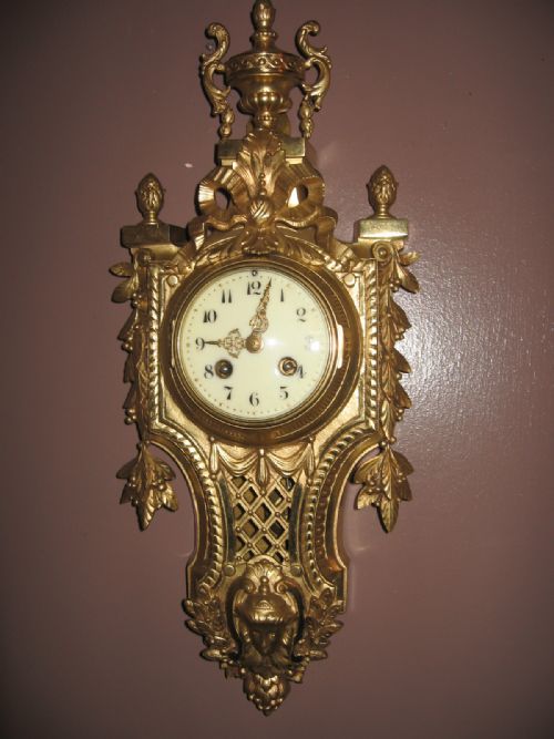 Cartel Clock