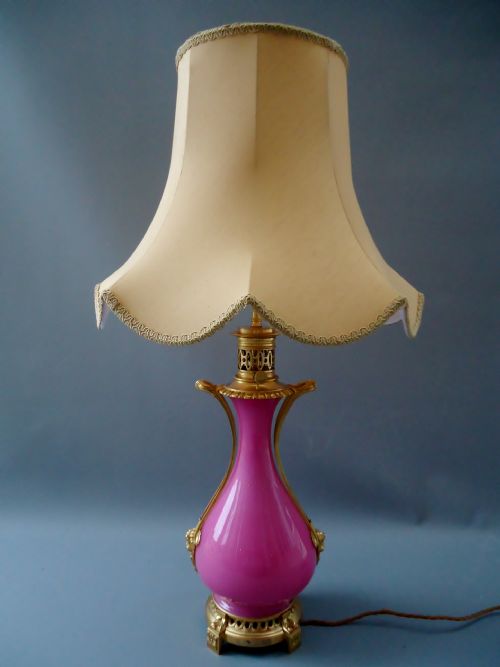 A Hot Pink Celadon Glass Table Lamp