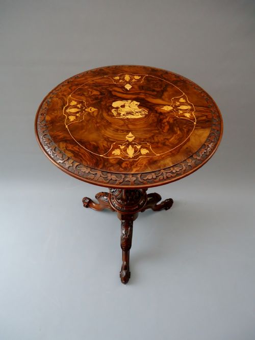 A Walnut Occasional / Side Table