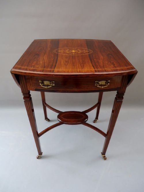 A Good Quality Rosewood Pembroke Occasional Table