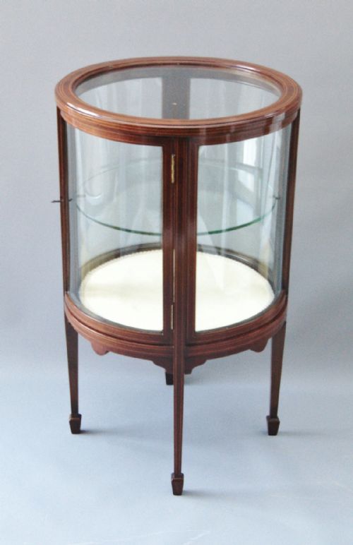 A Fine Quality Edwardian Mahogany Display Bijouterie Cabinet