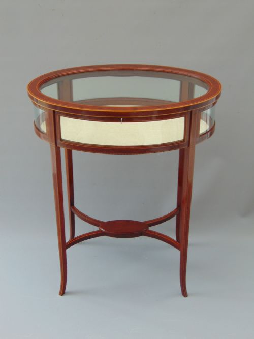 A Mahogany Bijouterie Display Table
