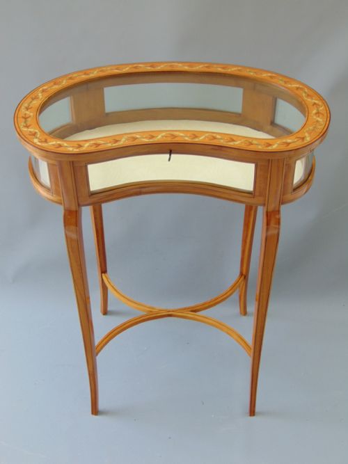 A Fine Satinwood Bijouterie Display Table