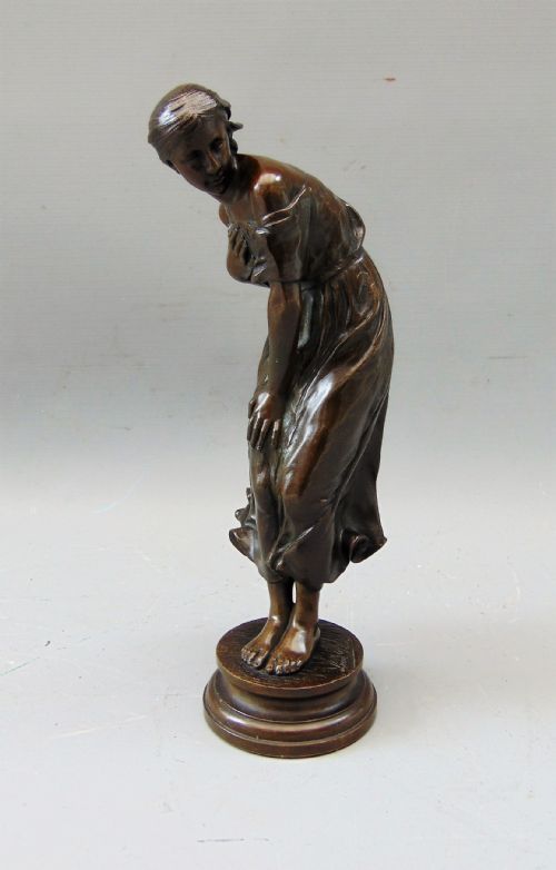 fig 1. A superb Bronze by Leon Pilot
