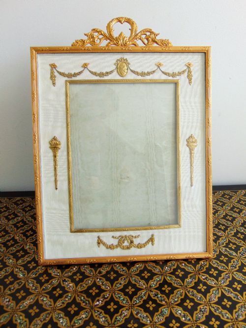 A Ormolu / Gilt Bronze Picture Photo Frame
