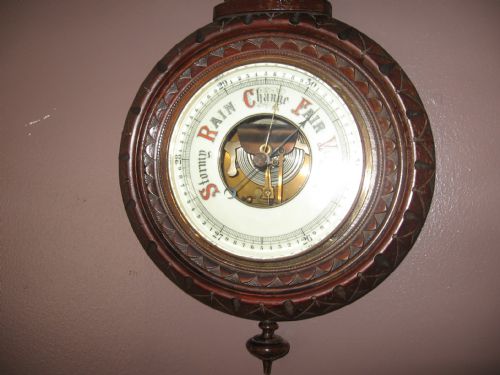 ANTIQUE WALNUT BAROMETER AND THERMOMETER - ADDITIONAL PHOTO 3