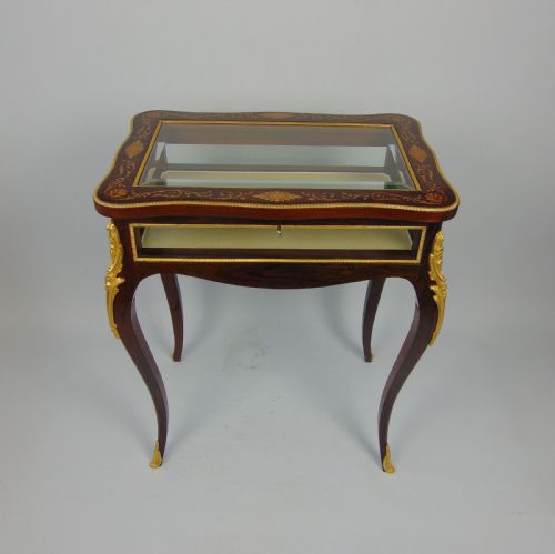 A Superb Rosewood Bijouterie Table