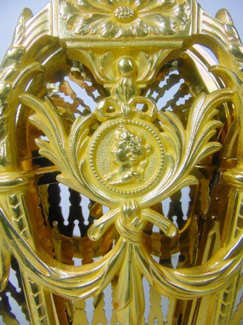 ANTIQUE FRENCH GILT BRONZE FIRE SCREEN - ADDITIONAL PHOTO 3