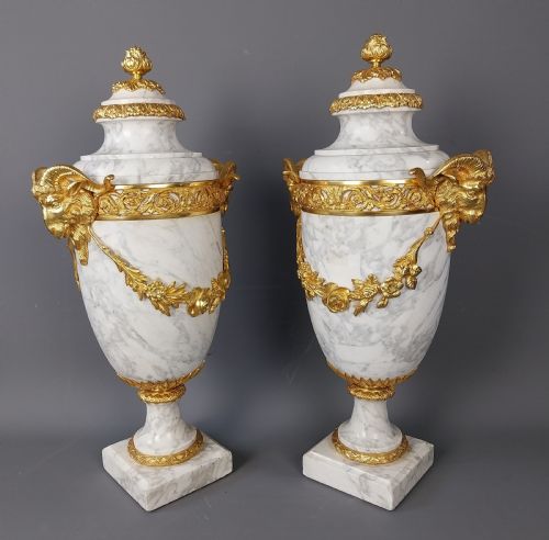 LARGE PAIR OF FRENCH ANTIQUE WHITE MARBLE CASSOLETTES - ADDITIONAL PHOTO 2