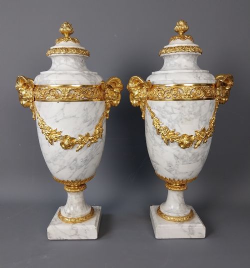 LARGE PAIR OF FRENCH ANTIQUE WHITE MARBLE CASSOLETTES - ADDITIONAL PHOTO 4