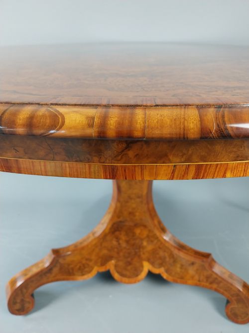 WALNUT CENTRE TABLE 19TH CENTURY - ADDITIONAL PHOTO 4