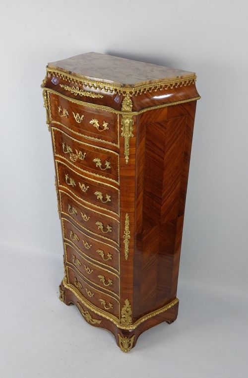 19TH CENTURY FRENCH TALL CHEST OF DRAWERS WITH GILT BRONZE MOUNTS - ADDITIONAL PHOTO 7
