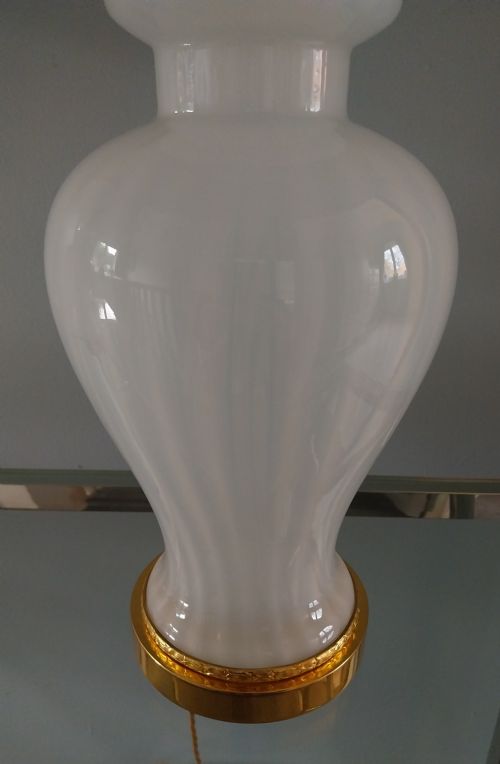 PAIR OF DECO OPALINE WHITE GLASS LAMPS WITH GOLD SHADES - ADDITIONAL PHOTO 7