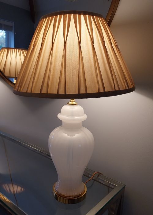 PAIR OF DECO OPALINE WHITE GLASS LAMPS WITH GOLD SHADES - ADDITIONAL PHOTO 14