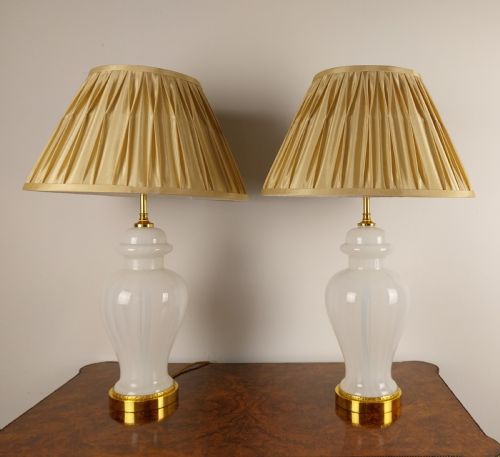 PAIR OF DECO OPALINE WHITE GLASS LAMPS WITH GOLD SHADES - ADDITIONAL PHOTO 21