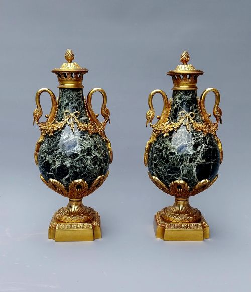 LARGE PAIR OF GREEN FRENCH MARBLE CASSOLETTES FRENCH 19TH CENTURY LOUIS XVI STYLE - ADDITIONAL PHOTO 3