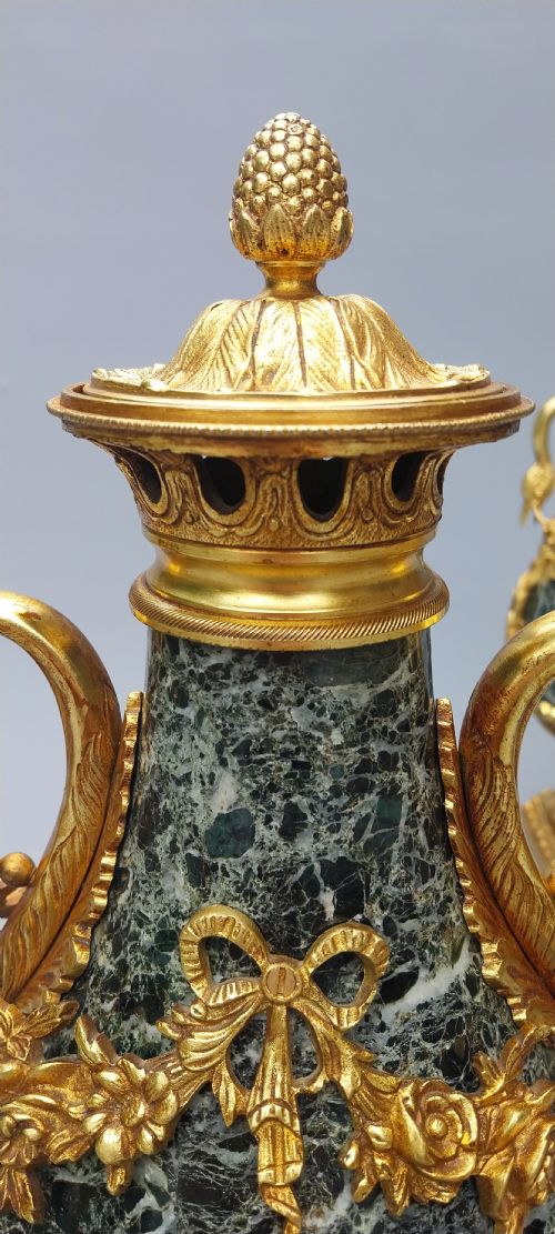 LARGE PAIR OF GREEN FRENCH MARBLE CASSOLETTES FRENCH 19TH CENTURY LOUIS XVI STYLE - ADDITIONAL PHOTO 14