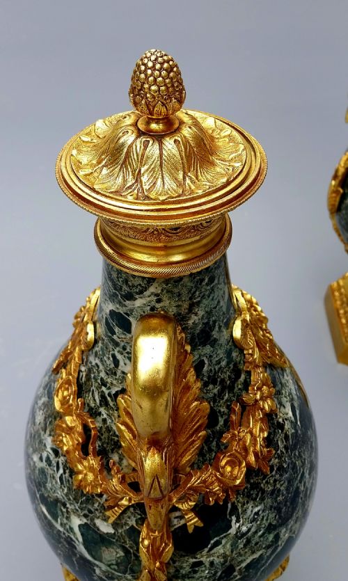 LARGE PAIR OF GREEN FRENCH MARBLE CASSOLETTES FRENCH 19TH CENTURY LOUIS XVI STYLE - ADDITIONAL PHOTO 15