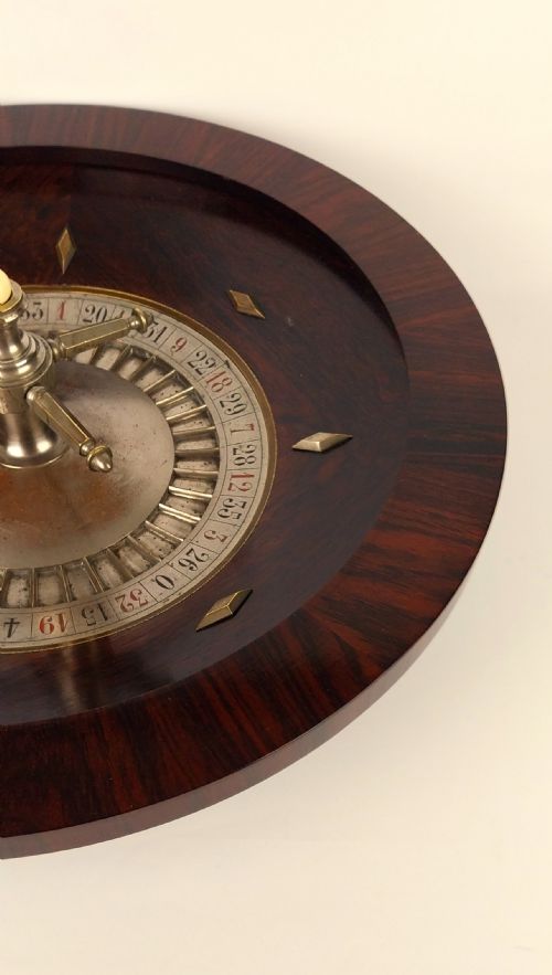 ANTIQUE ROSEWOOD ROULETTE WHEEL CIRCA 1900 - ADDITIONAL PHOTO 9