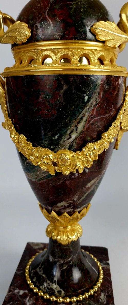A PAIR OF LATE 19THCENTURY ELEGANT FRENCH MARBLE TABLE LAMPS - ADDITIONAL PHOTO 5