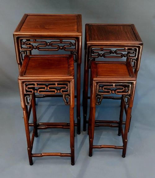 EXCEPTIONAL CHINESE HONGMU ROSEWOOD NEST OF FOUR TABLES CIRCA 1890 - ADDITIONAL PHOTO 8