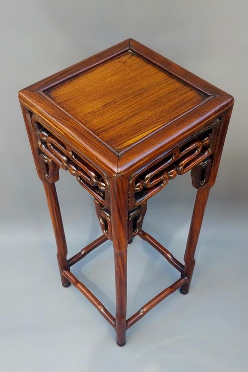 EXCEPTIONAL CHINESE HONGMU ROSEWOOD NEST OF FOUR TABLES CIRCA 1890 - ADDITIONAL PHOTO 11