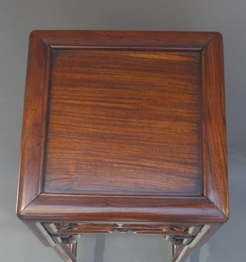 EXCEPTIONAL CHINESE HONGMU ROSEWOOD NEST OF FOUR TABLES CIRCA 1890 - ADDITIONAL PHOTO 16