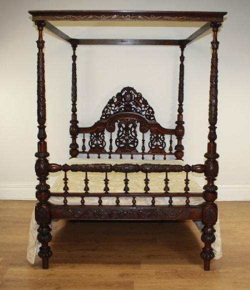 Four Poster Bed