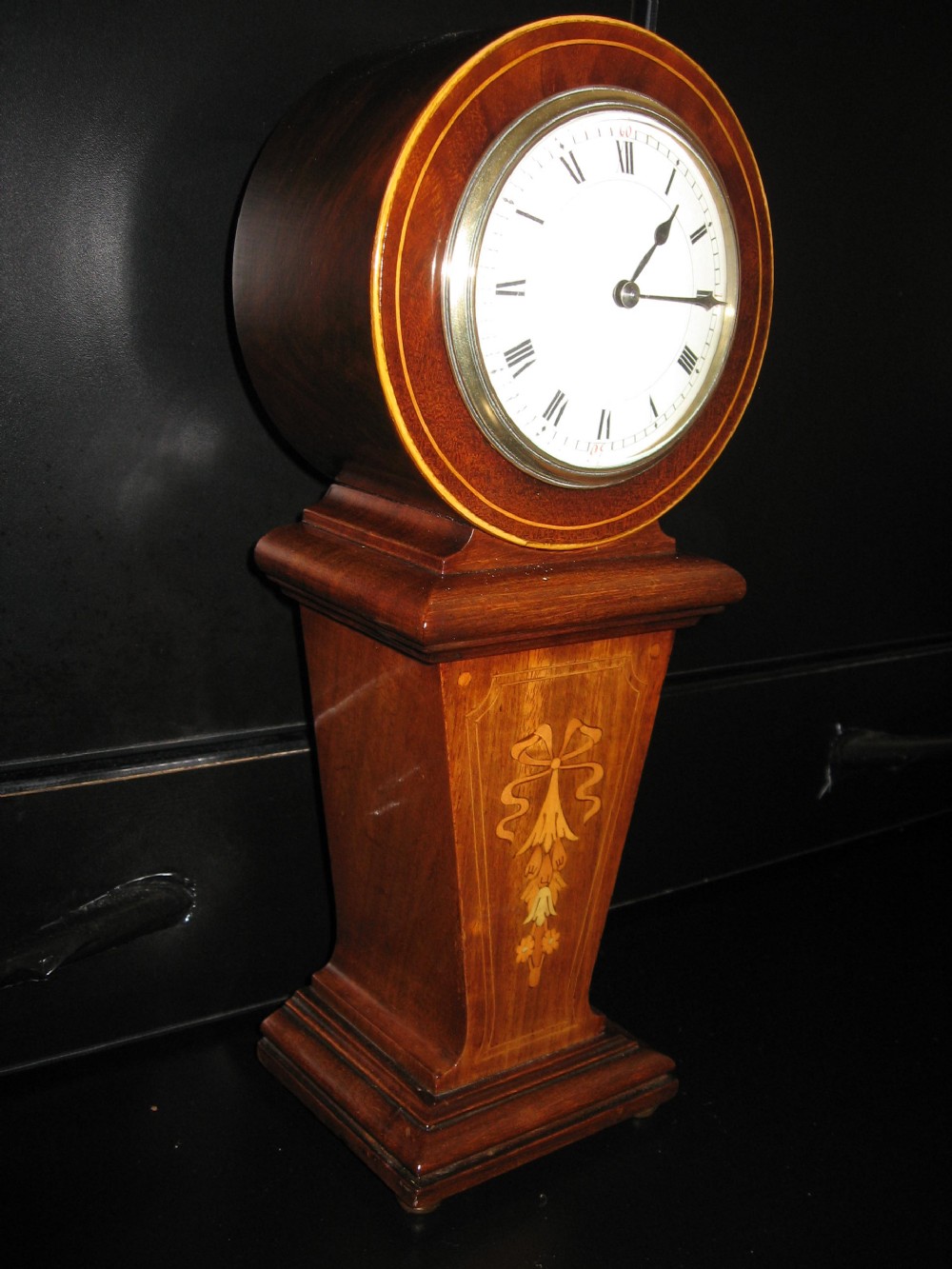 Mantle clock