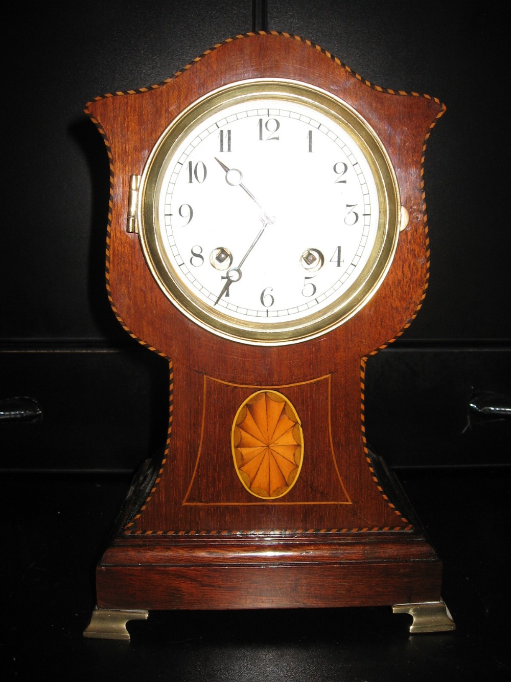 French mantle clock