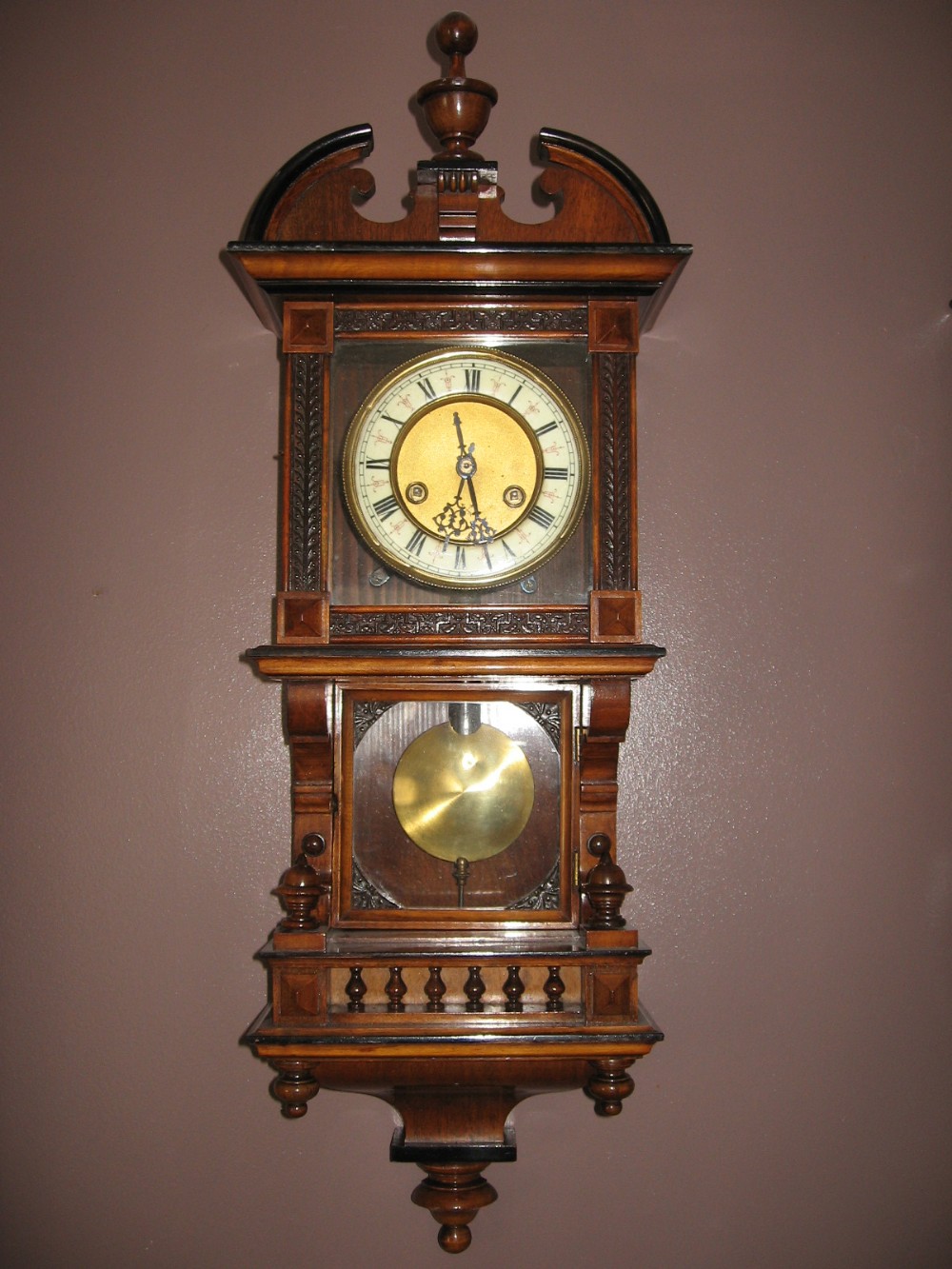 Antique vienna berliner clock