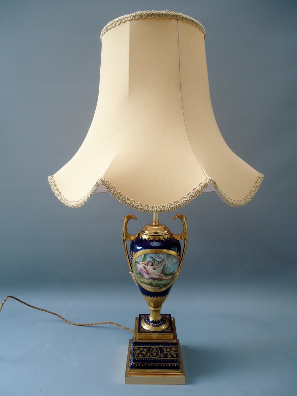 A very fine Vienna style porcelain table lamp