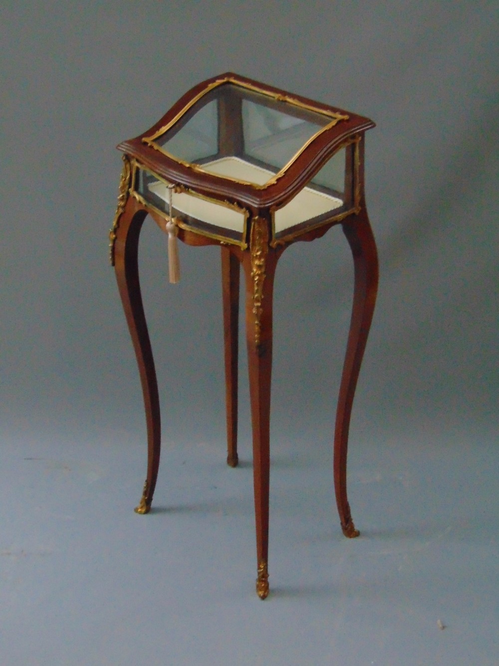 a mahogany bijouterie table vitrine 