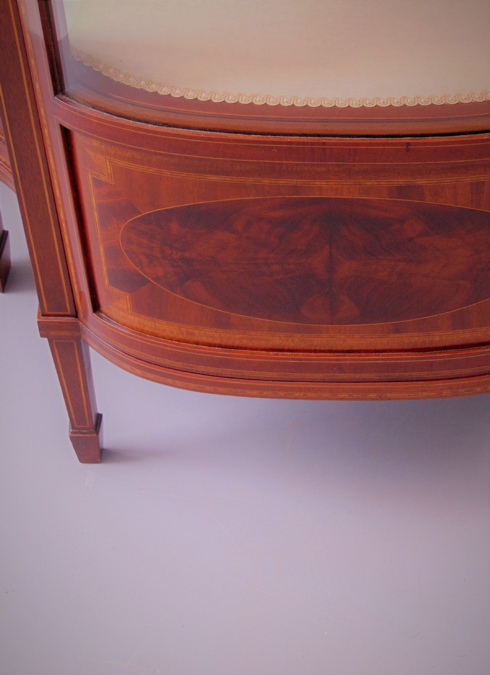 A fabulous  mahogany  display cabinet vitrine View VII
