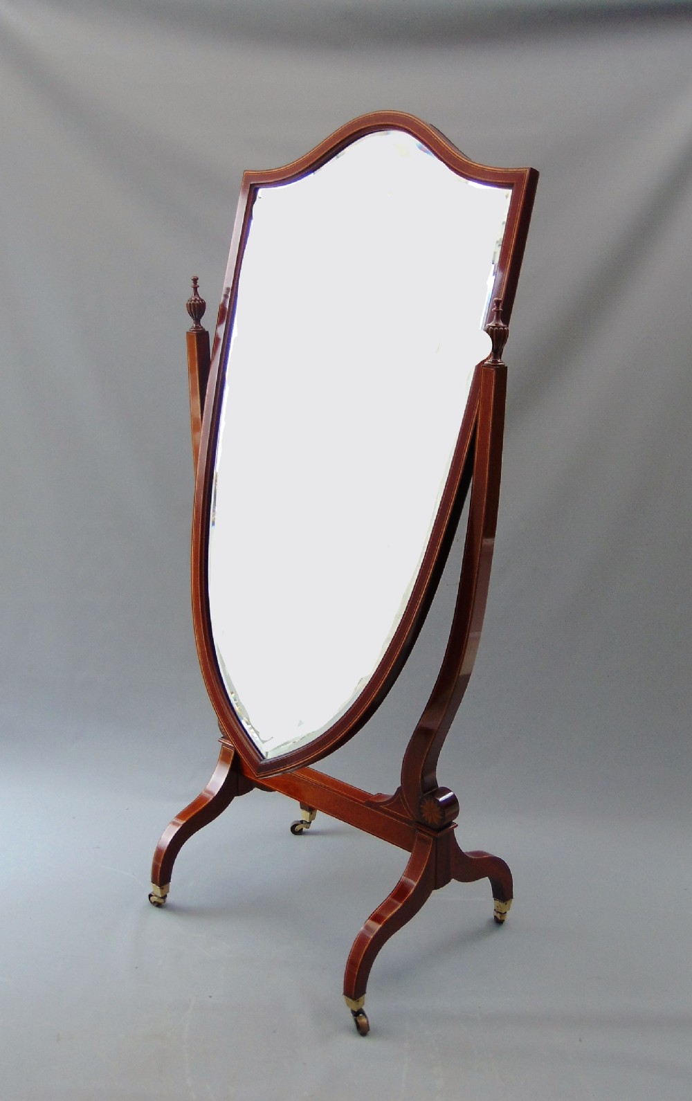 A high quality Mahogany Cheval Mirror