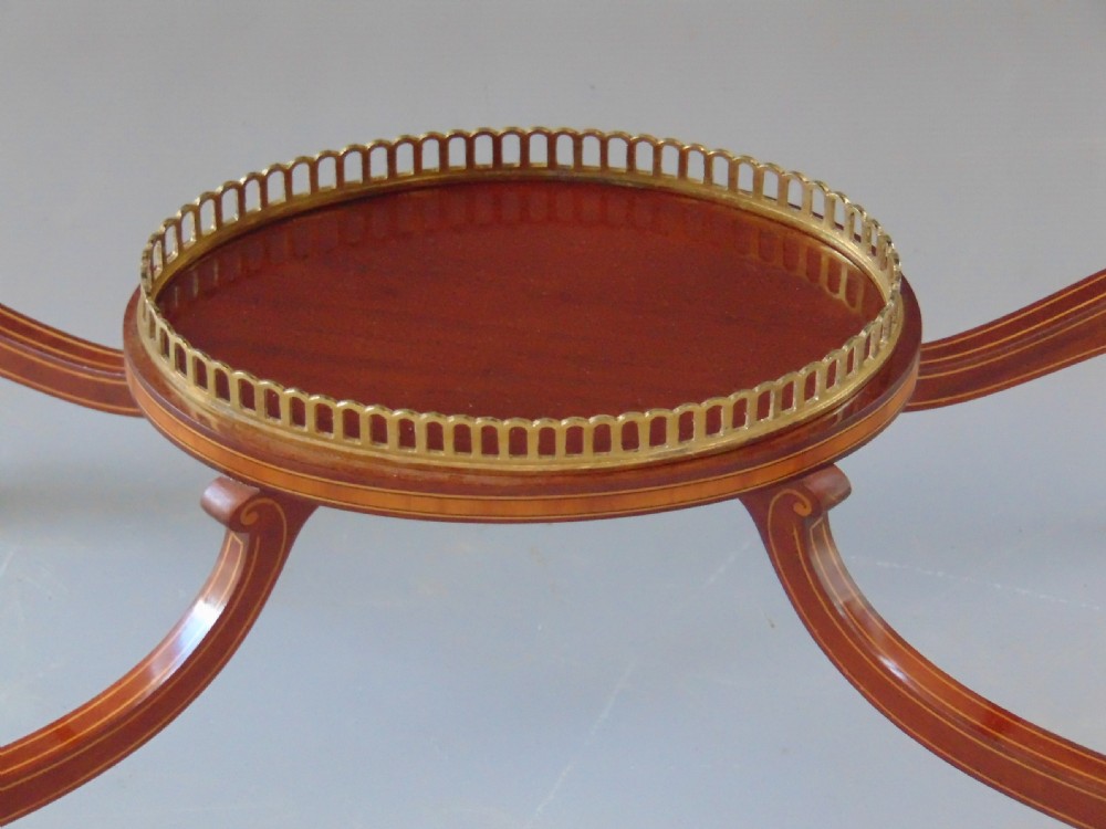 A good quality Mahogany Side Table  View IV