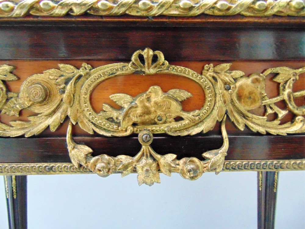 A fine Rosewood Planter Jardinere stand View V