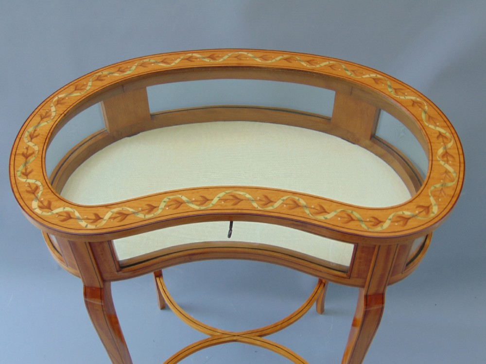 A fine Satinwood Bijouterie Display Table  View III