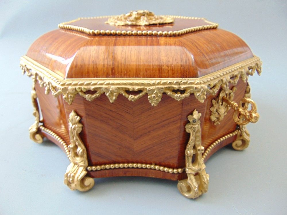 A superb Tulipwood Box  View VI