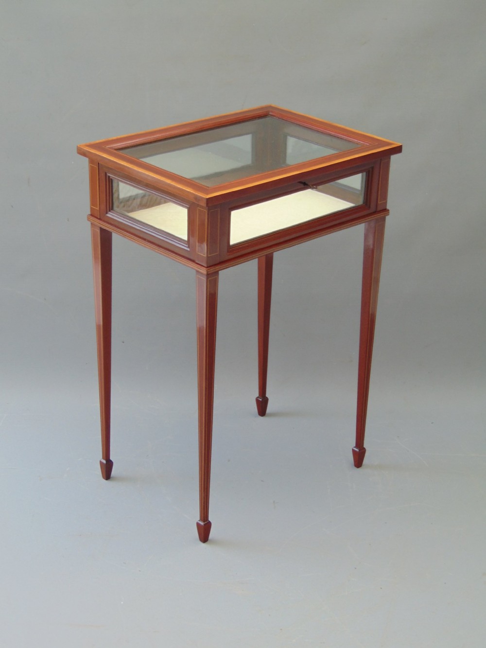 A MAGOGANY INLAID BIJOUTERIE TABLE cabinet View III