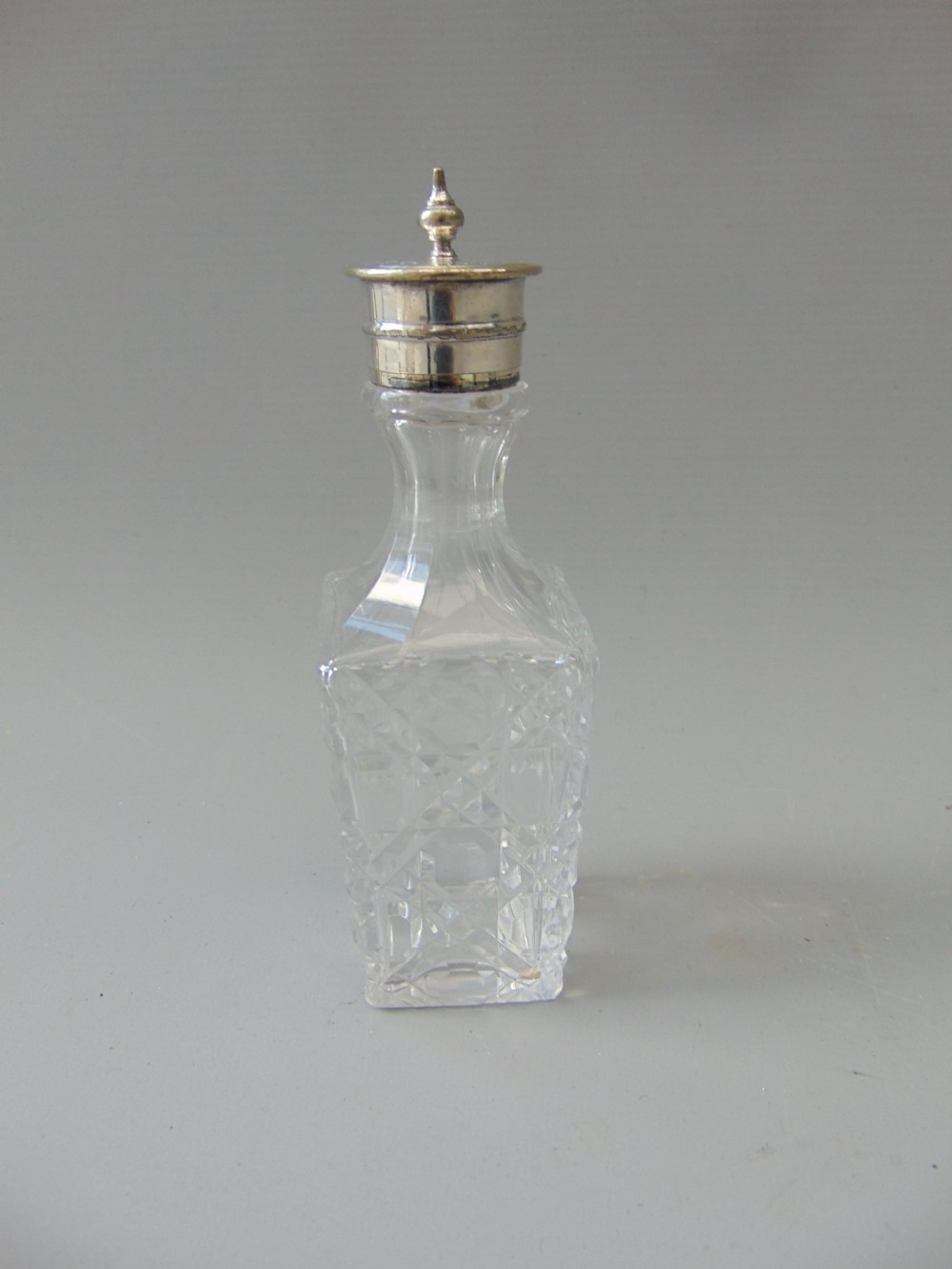 A cruet set  View V