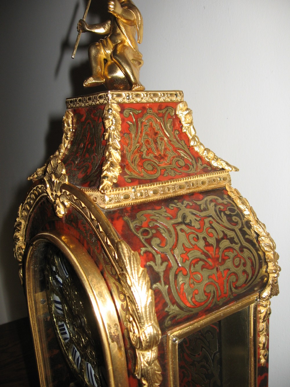 Antique red boulle mantle clock View III