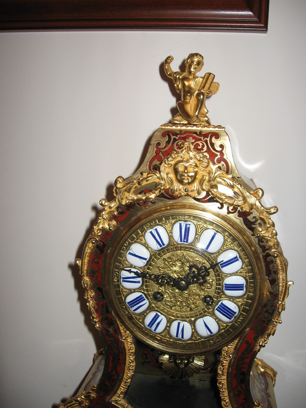 Antique red boulle clock and bracket View IV