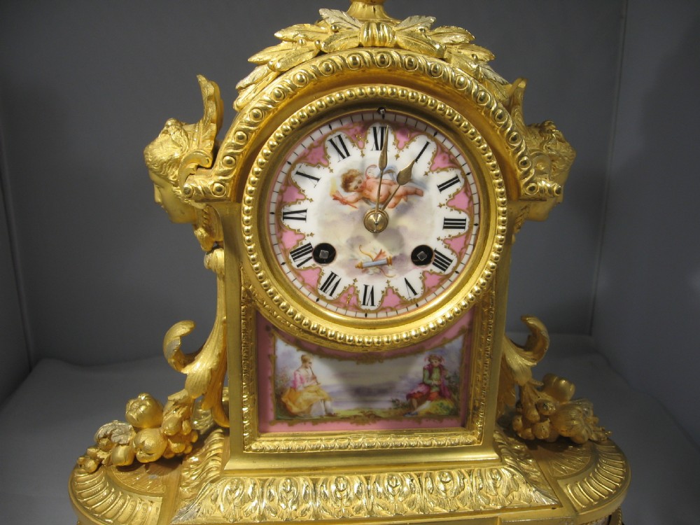 Antique French Ormolu and porcelain mantle clock View V