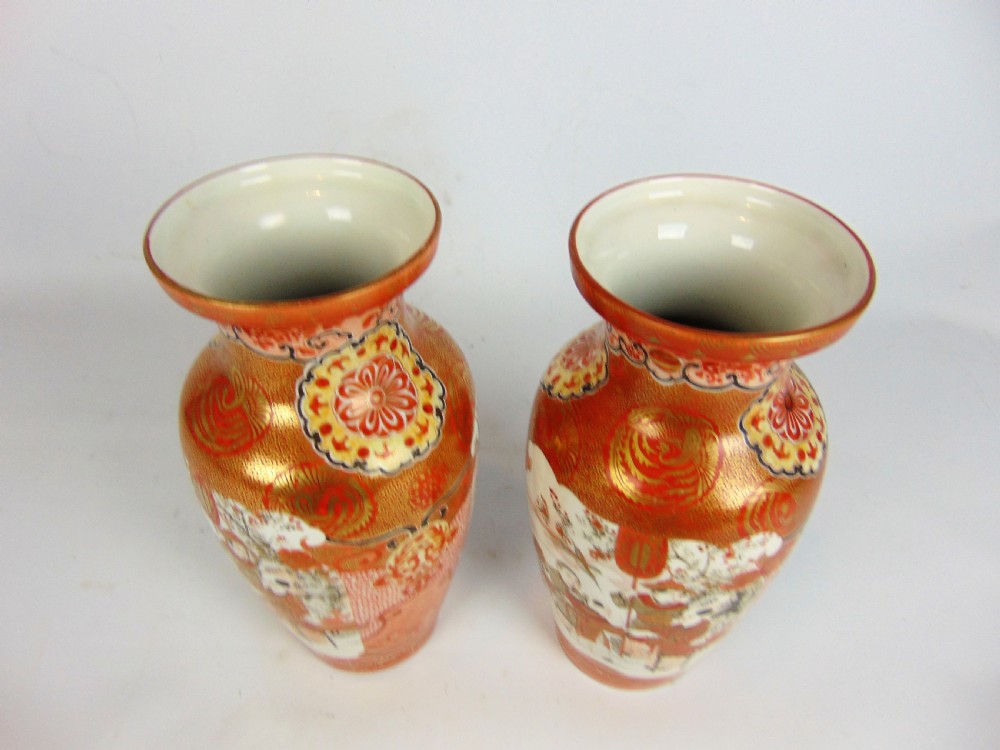 A very good pair of japanese kutani vases View V